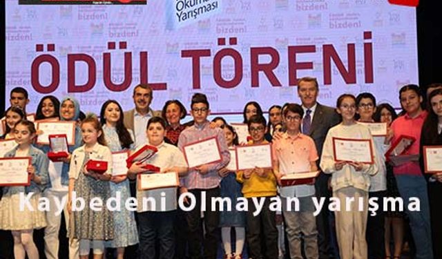 Milli Eğitim Bakanı Tekin Kaybedeni Olmayan Yarışma İçin Zeytinburnu'nda Ödül Verdi