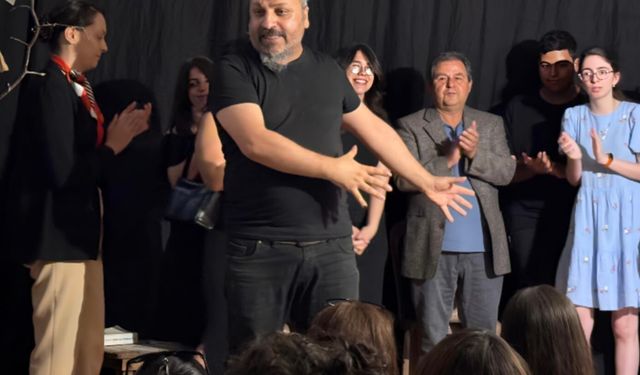 Hatay Defneye’de Tiyatro Salonu İstiyoruz !