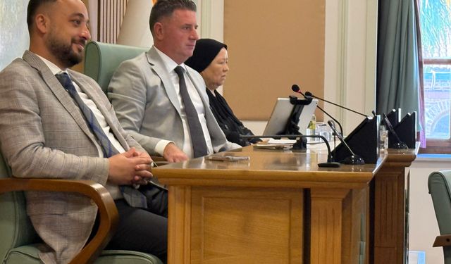 Bahçelievler Belediye Meclisini Yöneten Hakan Bahadır Zeytinburnu’nu Örnek Alsın