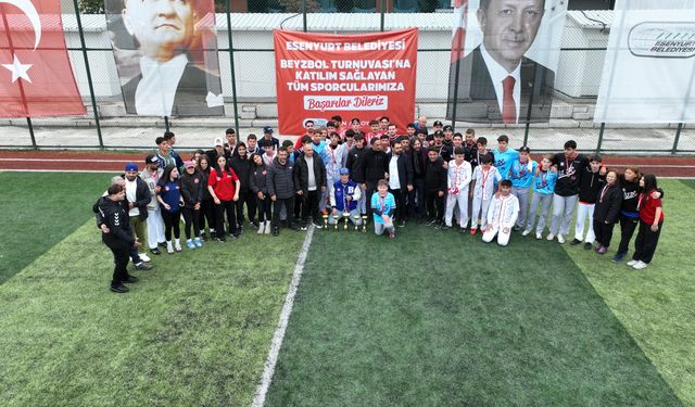 Esenyurt’ta Beyzbol Heyecanı: İlk Turnuva Naim Süleymanoğlu Spor Kompleksi’nde Düzenlendi