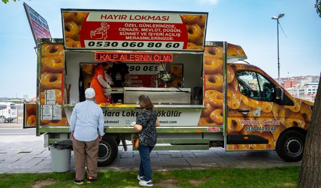 Hayır Lokması Dağıtımı Rehberi: Etkinliklerde Pratik ve Ekonomik Çözümler