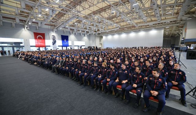 İBB, İSKİ ,İETT ve İtfaiye'de Çalışacak 1532  Kişi İçin Tören  Yapıldı