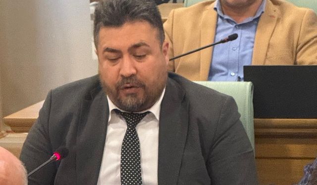 Tarih Öğretmenine Tarihi Teşekkürü Meclis Kürsüsünde Yaptı