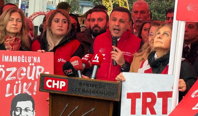 CHP İstanbul'un 39 İlçesinde Sokaklara İnerek İddianameyi Anlatacak (VİDEOLU)