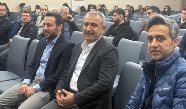 TUİK Başkanı Dr. Çetinkaya Üniversite Okuyan Gençler’e Okurken Evlenin dedi