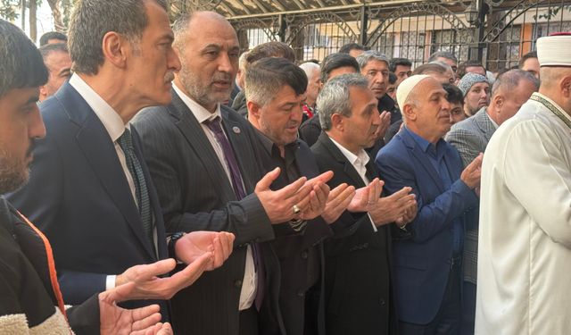 Ahmet Okat Hakkın Rahmetine Kavuştu