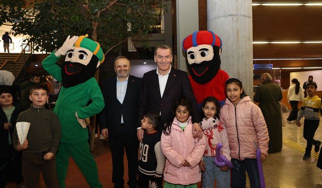 Zeytinburnu’nda Ramazan Coşkusu Devam Ediyor