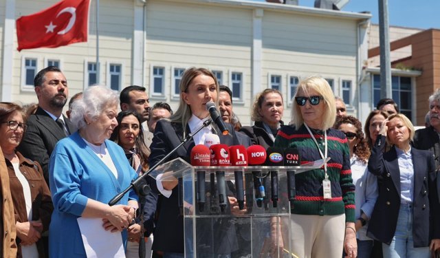 İBB Tutuklu Yakınları İçin Anneler Günü Ve Bayramın Bir Tadı Artıkı Yok (videolu)