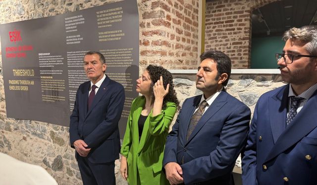 İnsanlığın Yükü Sergisi Kazlıçeşme Sanat’ta Ziyarete Açıldı