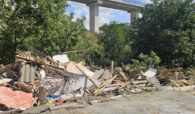 Başakşehir Belediyesinden Hukuksuz Yıkım İddiası