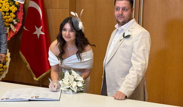 Yağmur Ve Mert Mutluluğa Evet dedi
