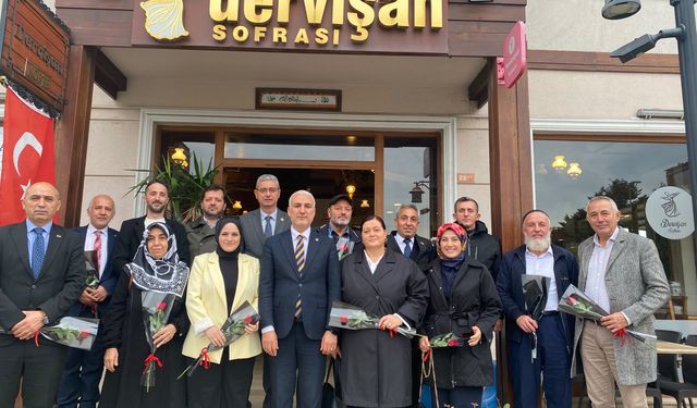 Yeniden Refah Partisi 17 Ekim Muhtarlar Gününde Muhtarları Unutmadı