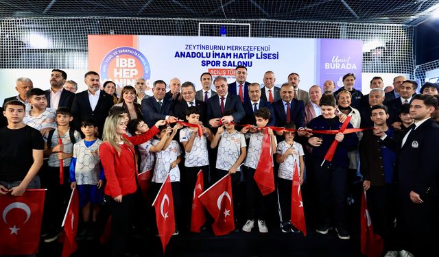 İBB Hep Yanında Sloganı İle Hayatın Her Anında Sizinle Sıra Merkezefendi İmam Hatipteydi  (VİDEOLU)