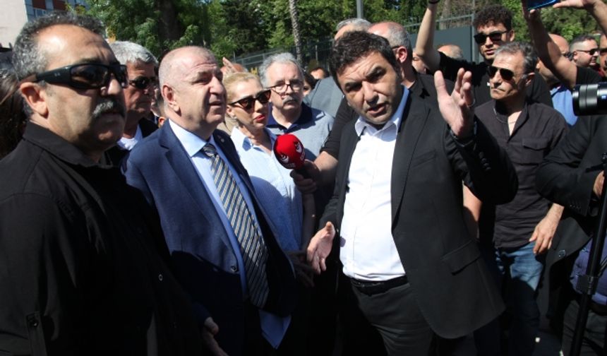 Prof.Dr.Ümit Özdağ  Zeytinburnu'nda Görevden Alınan Polis Ve Bekçiler İçin Basın Açıklaması Yaptı