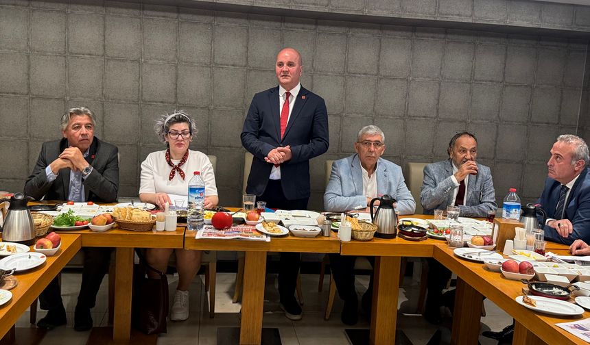 CHP’den Belediye Başkanına Emlakçılığı Bırak Halkı Mağdur Etme