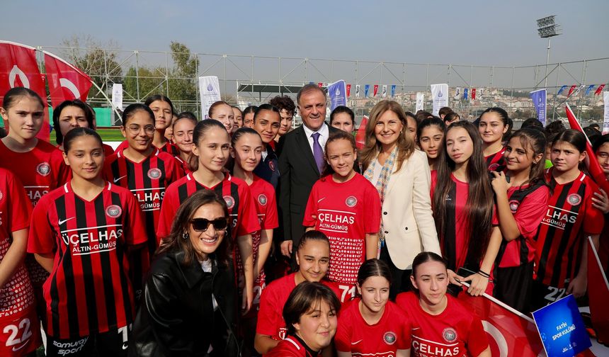 İBB, Balat Spor Tesisleri'ni Baştan Aşağı Yenilendi
