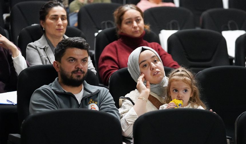 Beylikdüzü’nde “Evlilik Okulu” Başladı