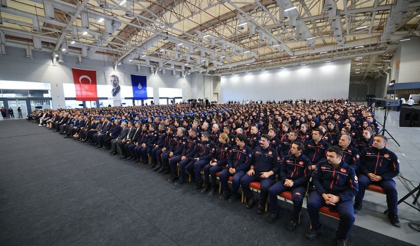 İBB, İSKİ ,İETT ve İtfaiye'de Çalışacak 1532  Kişi İçin Tören  Yapıldı