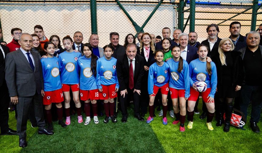 İBB'yi  Topal Ördek Yapacaklardı, İmamoğlu' nun Mesai Arkadaşları Koşan  At Yaptı