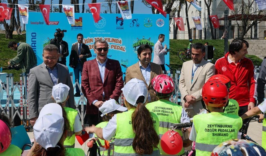 Zeytinburnu’nda 23 Nisan Coşkusu Pedallarla Yaşandı