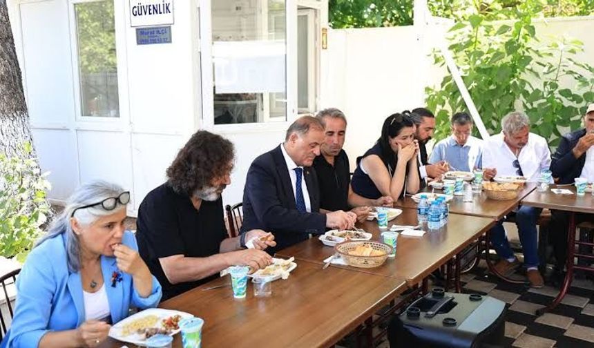 Ekrem İmamoğlu’nun Bedenini Tutsak Edebilirsiniz Ama Ruhunu Asla,Silivri’den Hacıbektaş’a Seslendi