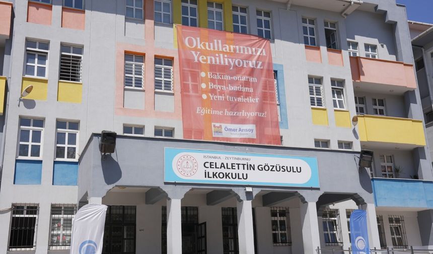 Zeytinburnu Belediyesi Yaz Tatilinde Okulların Bakım Ve Yenileme Çalışmalarını Yapıyor